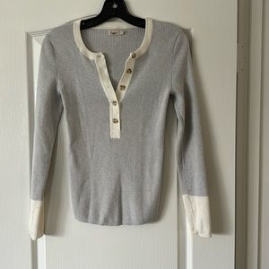 Faherty grey and cream sweater